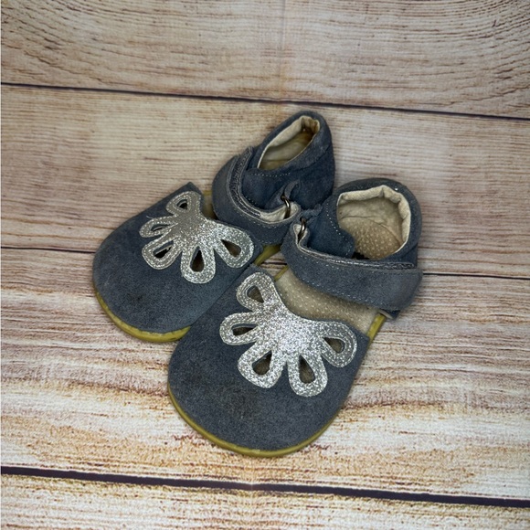 Livie & Luca suede shoes - Picture 1 of 4